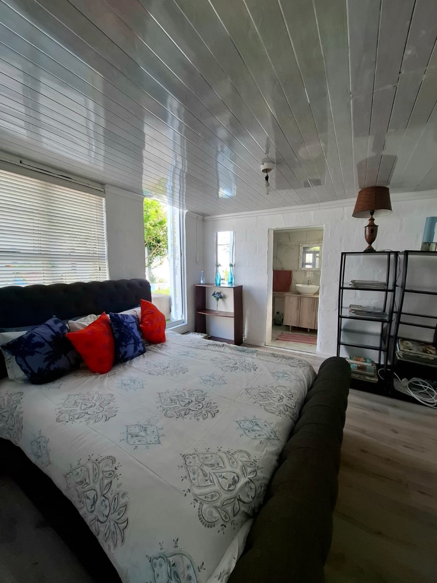 1 Bedroom Property for Sale in Edgemead Western Cape